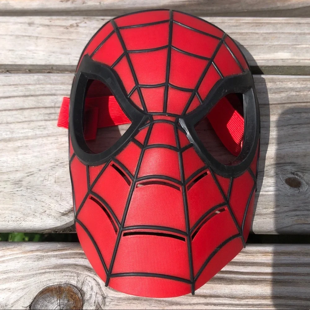 - Spider-Man Marvel Kids Mask! EUC! - Picture 3 of 7